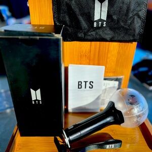 BTS OFFICIAL LIGHT STICK VERSION 3